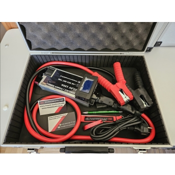 Metalowa walizka do przenoszenia